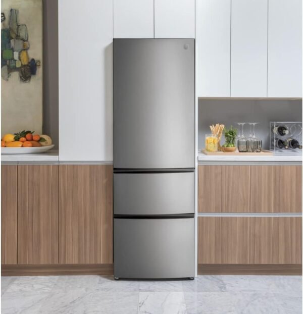 51cR-kWL0YL._AC_SL1000_-1 GE Bottom Freezer Refrigerator GLE12HSPSS Review Compact Design Meets Energy Efficiency